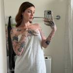 Following Evelyn Profile Picture