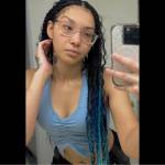 Taeyaa Wayaa Profile Picture