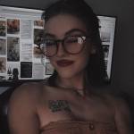 Daisy Lou Profile Picture